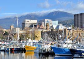 Lais Puzzle - Fischerboot am Kai in Hobart Harbour, Tasmanien, Australien - 100, 200, 500 & 1.000 Teile