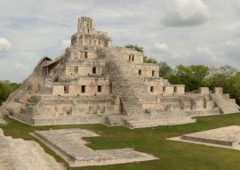 Lais Puzzle - Panoramablick auf die Maya-Pyramiden Edzna. Yucatan, Campeche, Mexiko - 100, 200, 500 & 1.000 Teile