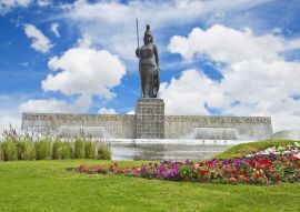 Lais Puzzle - La Minerva-Denkmal in Guadalajara, Mexiko - 100, 200, 500 & 1.000 Teile