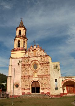 Lais Puzzle - Synkretistische Kirche in Landa, Queretaro, Mexiko - 100, 200, 500 & 1.000 Teile