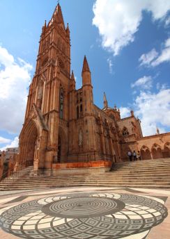 Lais Puzzle - Wunderschöner neugotischer Tempel der Muttergottes von Fatima in Zacatecas, Mexiko - 100, 200, 500 & 1.000 Teile