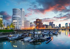 Lais Puzzle - Düsseldorf am Rhein - 100, 200, 500 & 1.000 Teile
