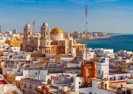 Lais Puzzle - Dächer der Altstadt und die Kathedrale de Santa Cruz am Morgen vom Turm Tavira in Cadiz, Andalusien, Spanien - 100, 200, 500 & 1.000 Teile