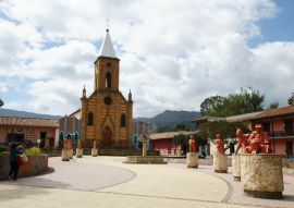 Lais Puzzle - Ráquira im Departement Boyacá Bogota, Kolumbien - 100, 200, 500 & 1.000 Teile