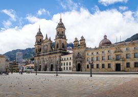 Lais Puzzle - Bolivar-Platz und Kathedrale - Bogota, Kolumbien - 100, 200, 500 & 1.000 Teile