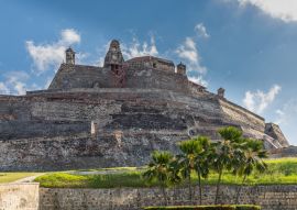 Lais Puzzle - Panoramablick auf die Festungsanlage San Felipe in der Stadt Cartagena de Indias, Kolumbien. Diese Festung diente der Verteidigung der Stadt gegen englische Eindringlinge und auch gegen die spanischen Eroberer - 100, 200, 500 & 1.000 Teile