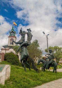 Lais Puzzle - Denkmal von Don Quijote in Loja, Ecuador - 100, 200, 500 & 1.000 Teile