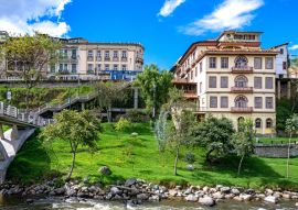 Lais Puzzle - Tomebamba-Fluss, Cuenca, Ecuador - 100, 200, 500 & 1.000 Teile