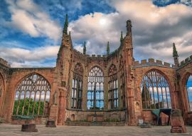 Lais Puzzle - Die Ruinen der Kathedrale von Coventry, England - 100, 200, 500 & 1.000 Teile