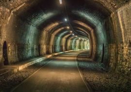 Lais Puzzle - Headstone Tunnel, nahe Monsal Head in den East Midlands, Derbyshire, Peak District, England - 100, 200, 500 & 1.000 Teile