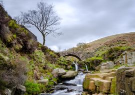 Lais Puzzle - Three Shires Head, England - 100, 200, 500 & 1.000 Teile