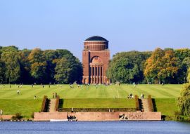 Lais Puzzle - Ansicht des Stadtparks und des Planetariums von Hamburg, Deutschland. - 100, 200, 500 & 1.000 Teile