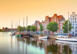 Lais Puzzle - Ansicht von Lübeck an der Trave, Deutschland. - 100, 200, 500 & 1.000 Teile