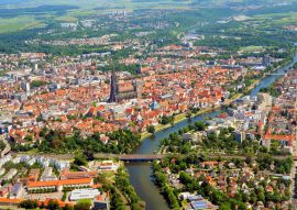 Lais Puzzle - Luftaufnahme des Ulmer Münsters, Baden Württemberg, Deutschland - 100, 200, 500 & 1.000 Teile