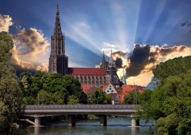 Lais Puzzle - Ansicht des Münsters in Ulm, Baden Würtemberg, Deutschland - 100, 200, 500 & 1.000 Teile