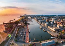 Lais Puzzle - Blick auf die Stadt Bremen, Deutschland - 100, 200, 500 & 1.000 Teile