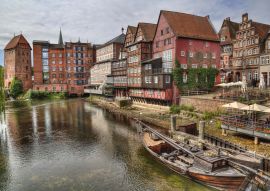 Lais Puzzle - Blick auf den Hafen von Lüneburg, Niedersachsen, Deutschland. - 100, 200, 500 & 1.000 Teile