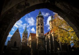 Lais Puzzle - Ansicht von Sachsen-Anhalt, Naumburg, Dom in Deutschland. - 100, 200, 500 & 1.000 Teile