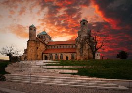 Lais Puzzle - Ansicht der St. Michaelis Kirche, Hildesheim, Deutschland. - 40, 100, 200, 500, 1.000 & 2.000 Teile