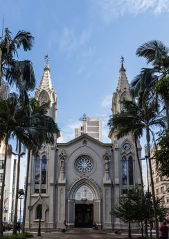 Lais Puzzle - Basilika Unserer Lieben Frau vom Berg Karmel, Kirche in Campinas, São Paulo Brasilien - 100, 200, 500 & 1.000 Teile