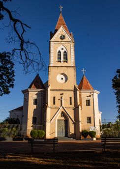 Lais Puzzle - Turm einer alten katholischen Kirche in einer Stadt im Landesinneren von Brasilien - São José do Rio Preto - São Paulo - Brasilien - 100, 200, 500 & 1.000 Teile