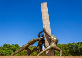 Lais Puzzle - Civic Square in Goiânia - Touristenattraktion des Zentralsektors von Goiânia, im Bundesstaat Goiás, Brasilien. - 100, 200, 500 & 1.000 Teile