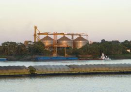 Lais Puzzle - Chatas auf dem Madeira-Fluss Hidrovia in Porto Velho, Brasilien - 100, 200, 500 & 1.000 Teile