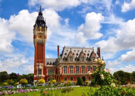 Lais Puzzle - Rathaus von Calais, Frankreich - 100, 200, 500 & 1.000 Teile