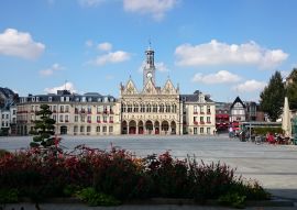 Lais Puzzle - Hôtel de ville de Saint-Quentin, Frankreich - 100, 200, 500 & 1.000 Teile