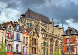 Lais Puzzle - Traditionelle Häuser in Troyes, Frankreich - 100, 200, 500 & 1.000 Teile