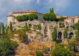 Lais Puzzle - Das befestigte Dorf Gourdon, Frankreich - 100, 200, 500 & 1.000 Teile