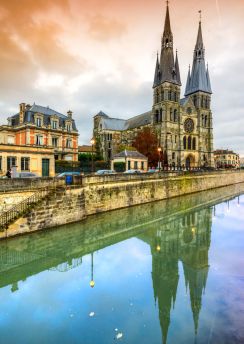 Lais Puzzle - Hauptplatz von Chalons en Champagne, Frankreich - 100, 200, 500 & 1.000 Teile