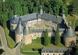 Lais Puzzle - Frankreich, Burgund, Yonne (89), Puisaye, das Schloss von Saint-Fargeau, Luftaufnahme - 100, 200, 500 & 1.000 Teile