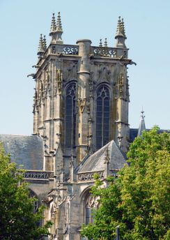 Lais Puzzle - Stadt Argentan, Kirche Saint-Germain, Departement Orne, Frankreich - 100, 200, 500 & 1.000 Teile