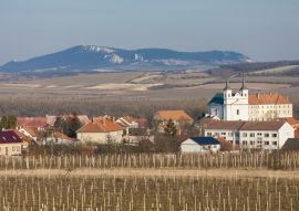 Lais Puzzle - Kirche in Wullersdorf, Bezirk Hollabrunn, Österreich - 100, 200, 500 & 1.000 Teile