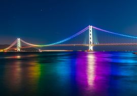 Lais Puzzle - Akashi Kaikyo Brücke am Hafen von Kobe, Japan - 100, 200, 500 & 1.000 Teile
