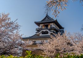 Lais Puzzle - Schloss Inuyama und Kirschblüten, Japan - 100, 200, 500 & 1.000 Teile