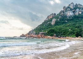 Lais Puzzle - Strandansicht auf der Insel Hainan in China - 100, 200, 500 & 1.000 Teile