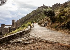 Lais Puzzle - Das Kloster von Sant Pere de Rodes, Spanien - 100, 200, 500 & 1.000 Teile