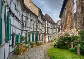 Lais Puzzle - Fachwerkhäuser in der Altstadt von Hattingen - 100, 200, 500 & 1.000 Teile