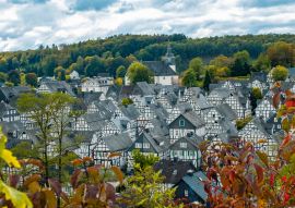 Lais Puzzle - Freudenberg - 100, 200, 500 & 1.000 Teile