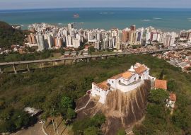 Lais Puzzle - Luftaufnahme der Stadt Vitoria in Espirito Santo, Brasilien - 100, 200, 500 & 1.000 Teile