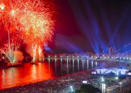 Lais Puzzle - Ikonisches und atemberaubendes Feuerwerk am Copacabana Strand, Rio de Janeiro, Brasilien - 100, 200, 500 & 1.000 Teile