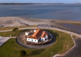 Lais Puzzle - Luftaufnahme der Festung Santo Antônio da Barra und dem Hintergrund des Meeres in São Luis, Maranhão, Brasilien - 100, 200, 500 & 1.000 Teile