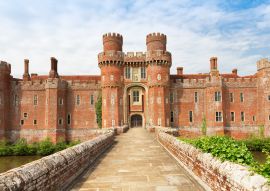 Lais Puzzle - Backsteinschloss Herstmonceux in England - 100, 200, 500 & 1.000 Teile