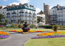 Lais Puzzle - Park in der Nähe der Strandpromenade, Hastings, East Sussex, England - 100, 200, 500 & 1.000 Teile
