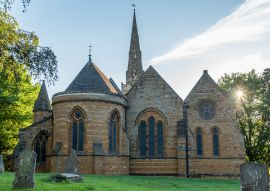 Lais Puzzle - Die Kirche des Heiligen Grabes Northampton England - 100, 200, 500 & 1.000 Teile