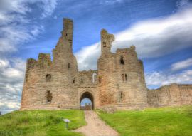 Lais Puzzle - Englische mittelalterliche Burg Dunstanburgh Northumberland England - 100, 200, 500 & 1.000 Teile