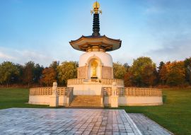 Lais Puzzle - Friedenspagoden-Tempel bei Sonnenaufgang im Willen Park, Milton Keynes, England - 100, 200, 500 & 1.000 Teile