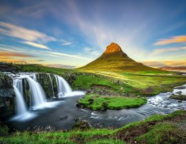 Lais Puzzle - Sonnenuntergang über Kirkjufellsfoss Wasserfall und Kirkjufell Berg in Island - 40 Teile